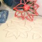 POINSETTIA PLANT RED GREEN FOLIAGE CHRISTMAS FLOWER COOKIE CUTTER USA PR2229