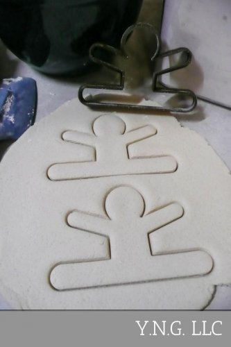 Split Jump Jumping Gingerbread Man Outline Christmas Cookie Cutter USA PR2150