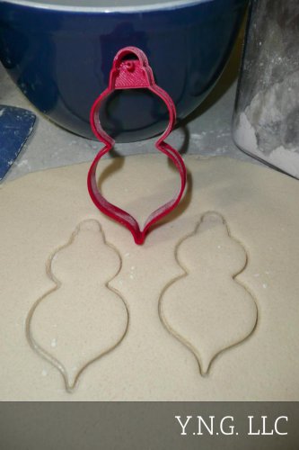 FANCY HANGING CHRISTMAS HOLIDAY ORNAMENT BAKING TOOL COOKIE CUTTER USA PR2087