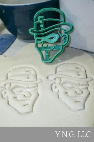 RIDDLER BATMAN RIVAL DC COMICS GOTHAM SUPER VILLAIN COOKIE CUTTER USA PR2028