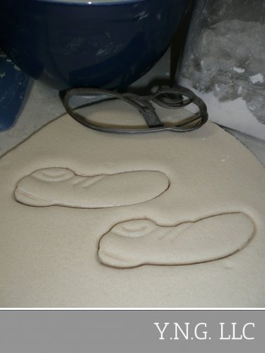 Goofy Brown Shoe Foot Dog Mickey Mouse Friend Cookie Cutter USA PR2022