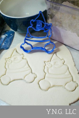 BIGGIE AND PET WORM MR DINKLES TROLLS KIDS MOVIE COOKIE CUTTER TOOL USA PR2002