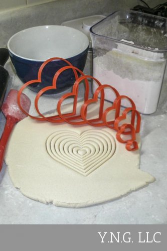 ASCENDING HEARTS LOVE GEOMETRY SHAPE SET OF 8 SPECIAL COOKIE CUTTERS USA PR901