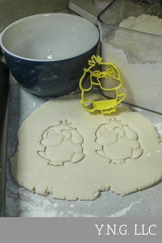 PSYDUCK WATER TYPE POKEMON YELLOW DUCK SPECIAL OCCASION COOKIE CUTTER TOOL PR871
