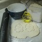 PSYDUCK WATER TYPE POKEMON YELLOW DUCK SPECIAL OCCASION COOKIE CUTTER TOOL PR871