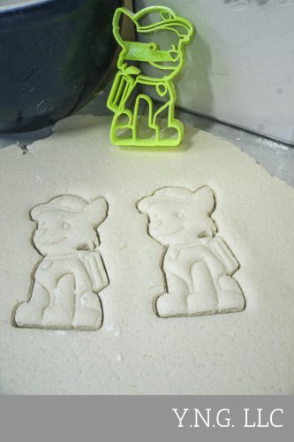 ROCKY PAW PATROL ECO PUP RECYCLING KIDS SHOW HEROIC DOGS COOKIE CUTTER USA PR865