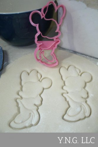 MINNIE MOUSE FULL BODY WALT DISNEY MICKEY MOUSE CLUBHOUSE COOKIE CUTTER PR817