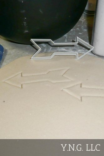 ARROW POINTING THE WAY ARCHERY SMALL BAKING 3D PRINTED COOKIE CUTTER USA PR285S