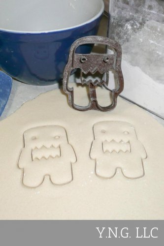 DOMO KUN CARTOON MONSTER CHARACTER FONDANT BAKING TOOL COOKIE CUTTER USA PR429