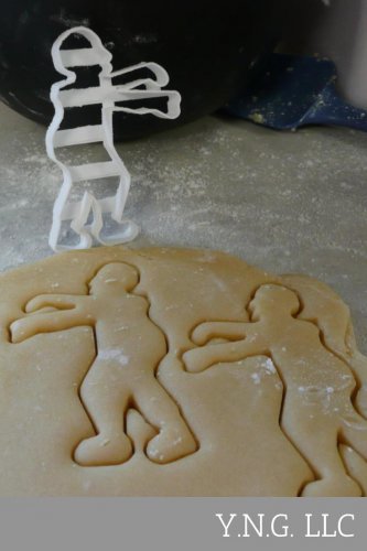 ZOMBIE HALLOWEEN CHARACTER FONDANT BAKING TOOL COOKIE CUTTER MADE IN USA PR449