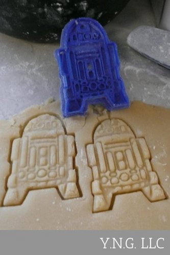STAR WARS R2D2 ROBOT DROID CHARACTER COOKIE CUTTER FONDANT BAKING USA PR451