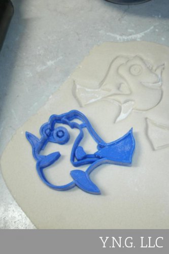 DORY FISH FINDING NEMO CARTOON CHARACTER COOKIE CUTTER BAKING TOOL USA PR524