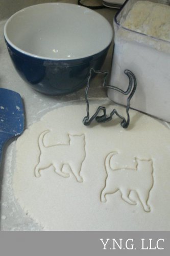 CAT KITTY WALKING ANIMAL COOKIE CUTTER FONDANT BAKING TOOL USA PR542