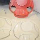 SUPER MARIO MUSHROOM TOAD NINTENDO VIDEO GAME COOKIE CUTTER USA PR556