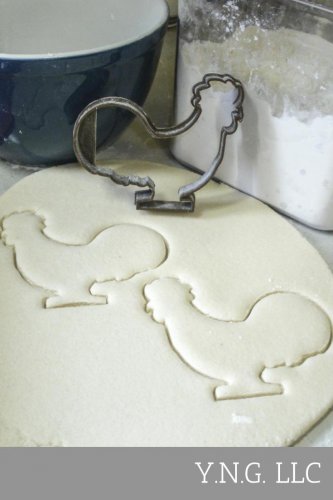 ROOSTER MALE CHICKEN GAMECOCK CROWING BIRD FARM ANIMAL COOKIE CUTTER USA PR562