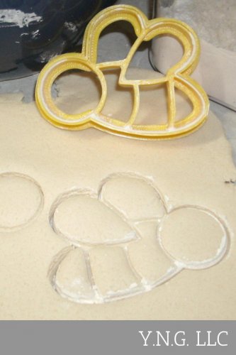 BUMBLEBEE BUMBLE HONEY BEE INSECT BUG COOKIE CUTTER USA PR633