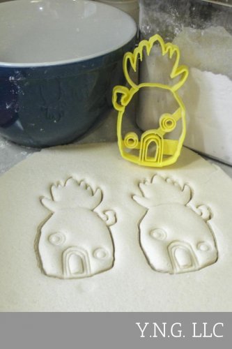SPONGEBOB SQUAREPANTS PINEAPPLE VILLA BIKINI BOTTOM COOKIE CUTTER USA PR576