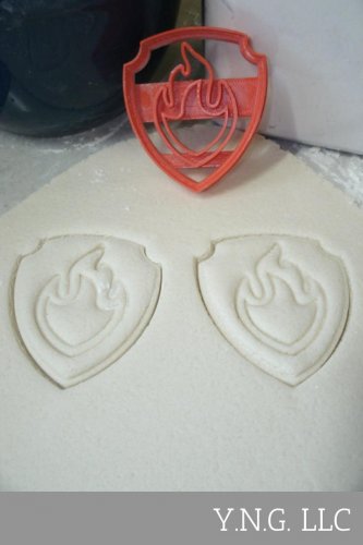 MARSHALL PAW PATROL RED BADGE LOGO TAG FIREMAN FIRE FIGHTER COOKIE CUTTER PR658