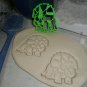 TRICERATOPS 3 THREE HORNS PARROT LIKE BEAK LARGE FRILL COOKIE CUTTER USA PR2338