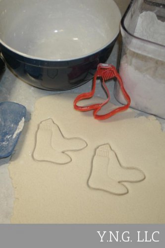 BOSTON RED SOX SOCKS BASEBALL MLB FONDANT BAKING COOKIE CUTTER MADE IN USA PR693