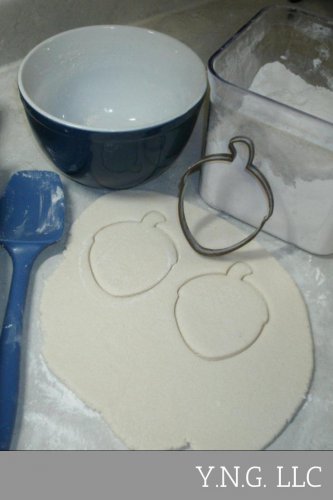 ACORN OAK NUT TREE SQUIRREL FALL AUTUMN COOKIE CUTTER FONDANT TOOL USA PR715