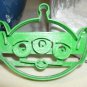 ALIEN PIZZA PLANET CLAW GAME TOY STORY CARTOON DISNEY PIXAR COOKIE CUTTER PR724