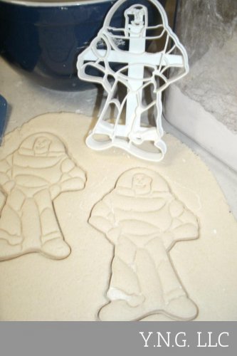 BUZZ LIGHTYEAR SPACE RANGER TOY STORY CARTOON DISNEY PIXAR COOKIE CUTTER PR725