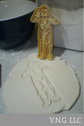 C-3PO HUMANOID ROBOT STAR WARS CHARACTER LIGHTSABER COOKIE CUTTER USA PR750