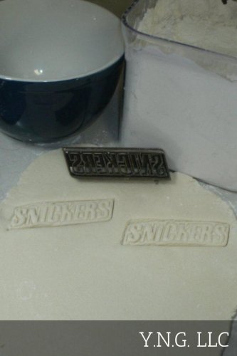 SNICKERS MILK CHOCOLATE CANDY BAR MARS COOKIE CUTTER FONDANT BAKING TOOL PR791