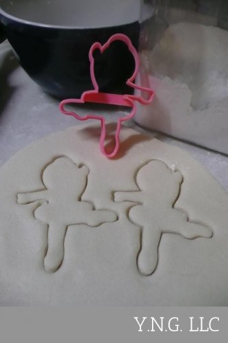 BALLERINA OUTLINE BALLET DANCER POSE THREE SPECIAL COOKIE CUTTER USA PR3272