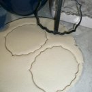 PLAQUE FRAME ELEGANT SCALLOPED EDGE OUTLINE FOR NAME COOKIE CUTTER USA PR3153
