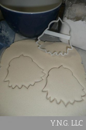 ABOMINABLE SNOWMAN FACE OUTLINE CHRISTMAS CARTOON COOKIE CUTTER USA PR3194