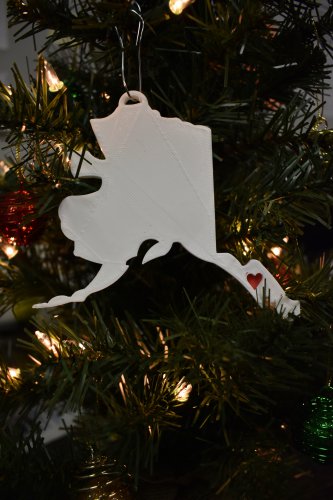 ALASKA STATE OUTLINE JUNEAU RED HEART ORNAMENT HOLIDAY CHRISTMAS USA PR244-AK