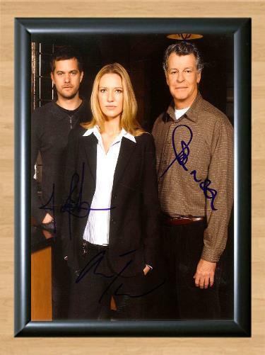 Fringe   Cast Signed Autographed Photo Poster Print Memorabilia A4