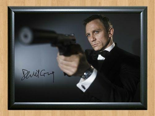 Daniel Craig James Bond 007 Signed Autographed Photo Poster Print Memorabilia A2 16.5x23.4""