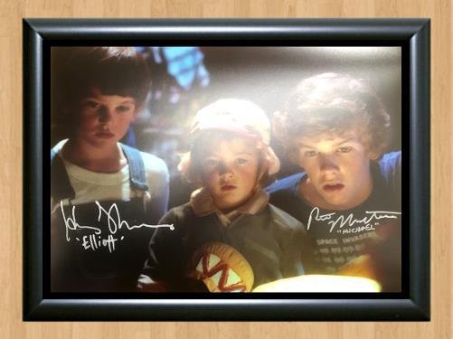 E.T. the Extra-Terrestrial 1982 Signed Autographed Photo Poster Print Memorabilia A2 16.5x23.4""