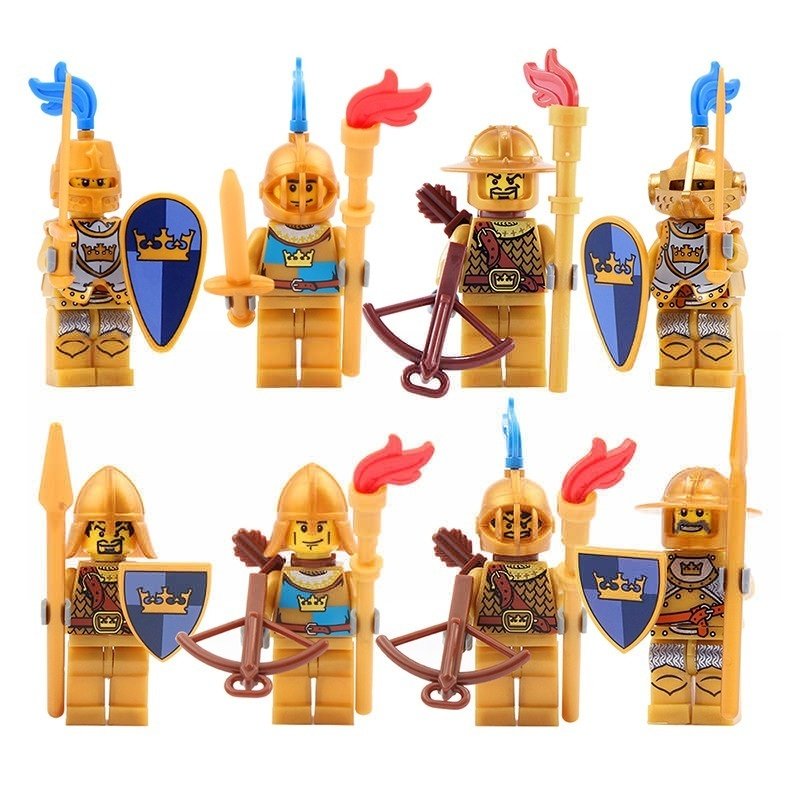 8pcs/set Castle The Golden Knight with Golden Armour & Weapons Minifigures