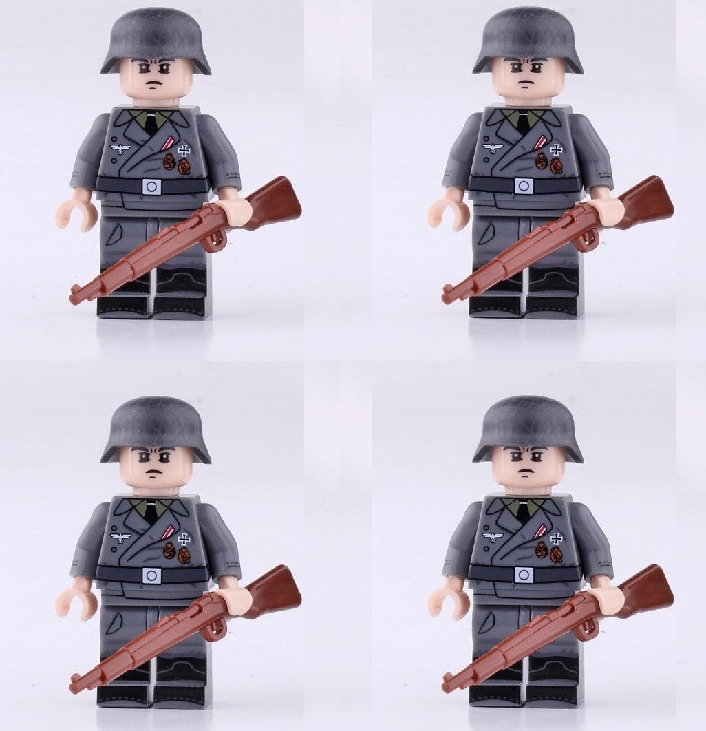 4pcs WW2 German Tank Crewman Minifigures Weapons and Accessories