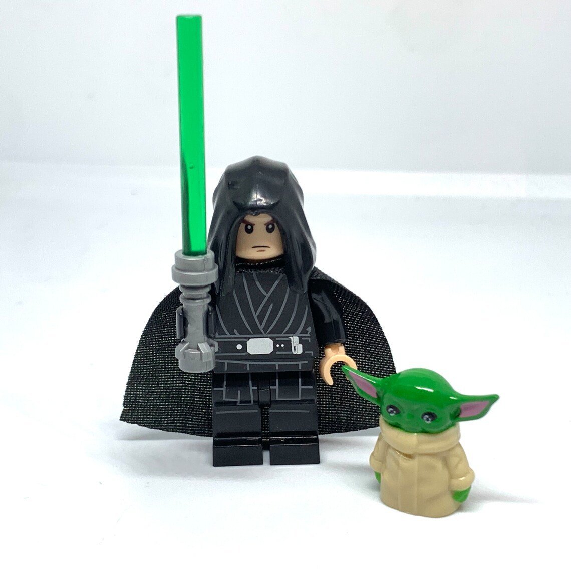 Star Wars The Mandalorian Luke Skywalker and Grogu Minifigures Building Toys