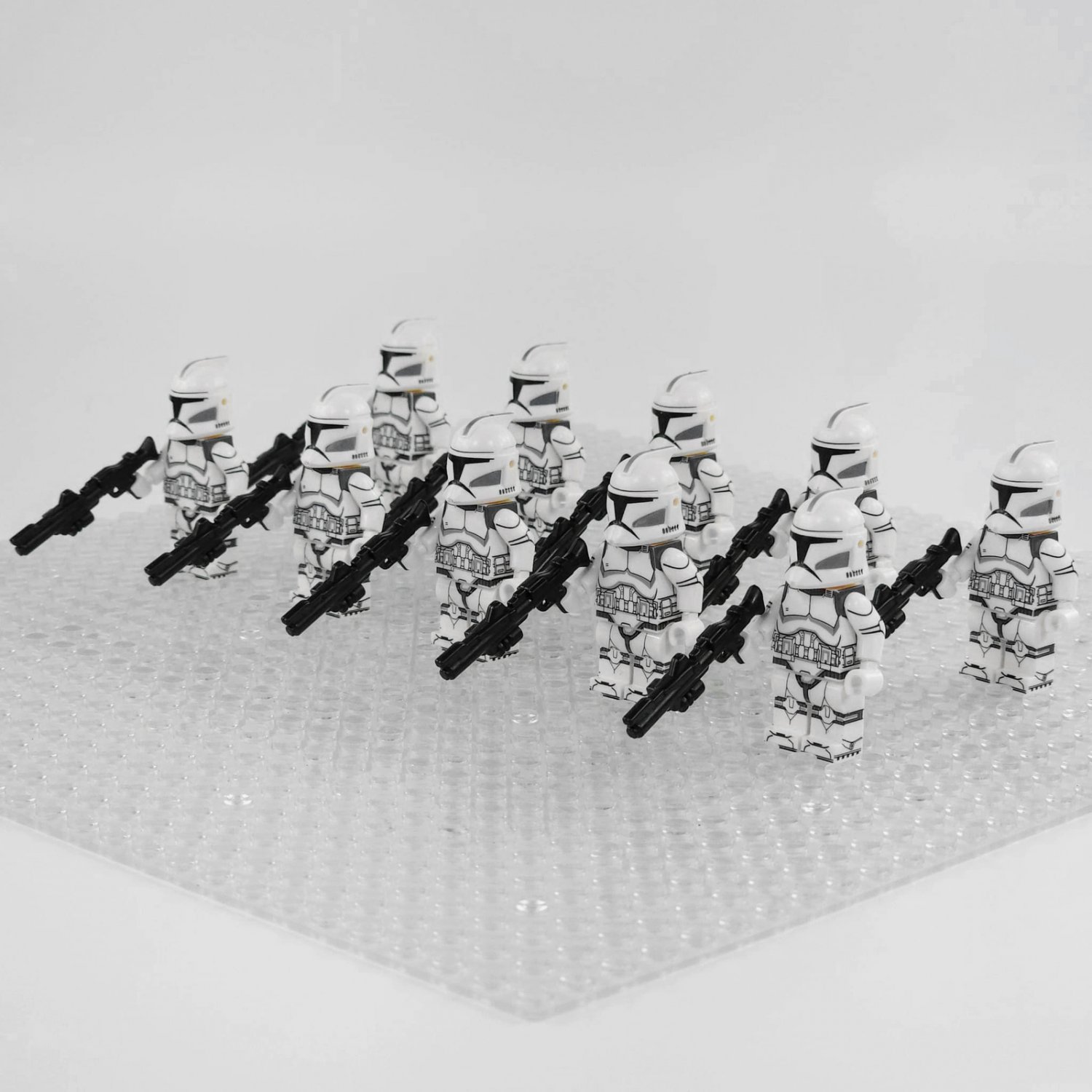 10pcs Star Wars Phase 1 Clone Troopers Minifigures Weapons and Accessories