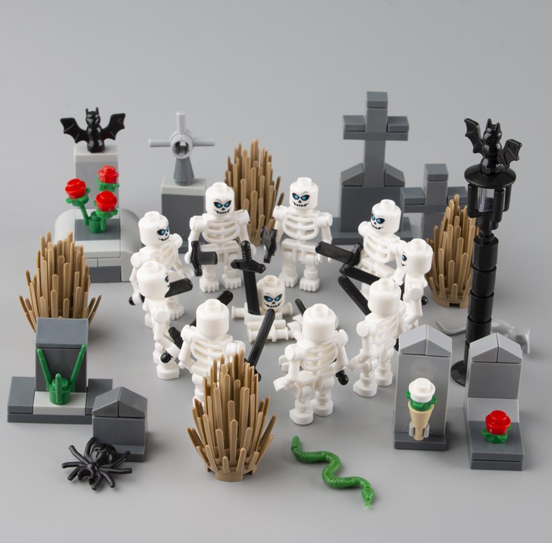 Halloween Party Graveyard Tombstone Skeleton Soldiers Minifigures Accessories