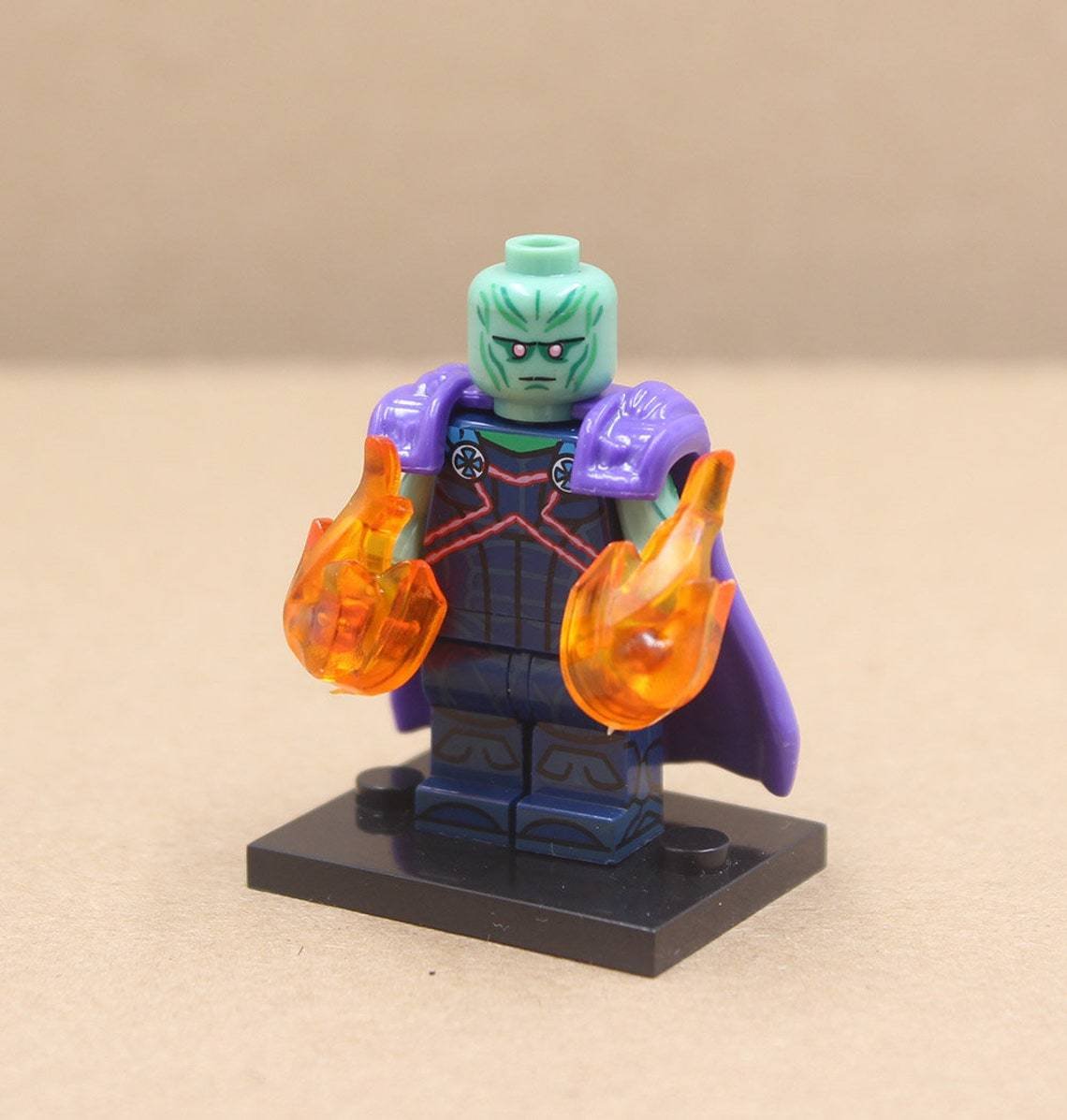 Martian Manhunter DC Justice League Minifigures Weapons and Accessories