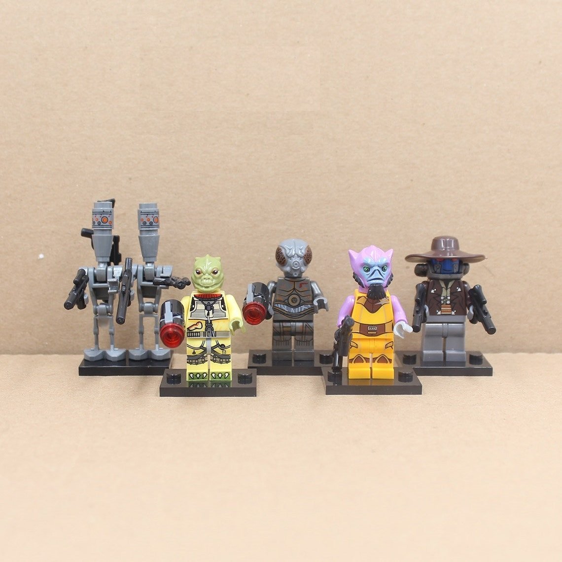 5pcs Star Wars Bounty Hunter 4-LOM Zeb Bossk IG-88 Cad Bane Minifigures Set
