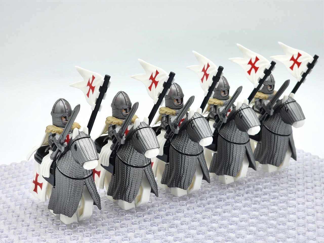 10pcs Mounted Knights Templar Armored Warhorse Minifigures Set