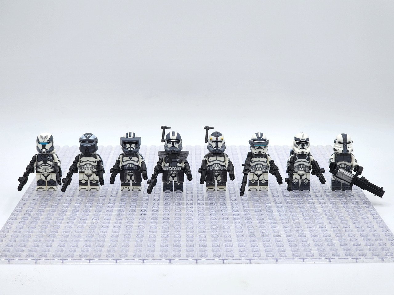 8pcs Star Wars 104th Battalion Wolfpack Squad Clone troopers Minifigures Set
