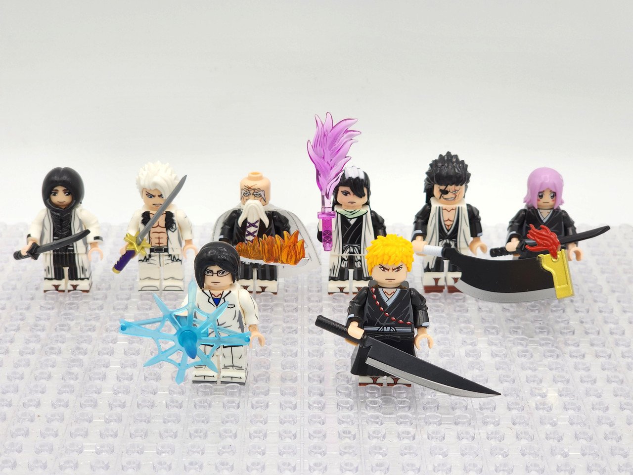 8pcs Anime Bleach Ichigo Kurosaki Retsu Kenpachi Byakuya Minifigures Set