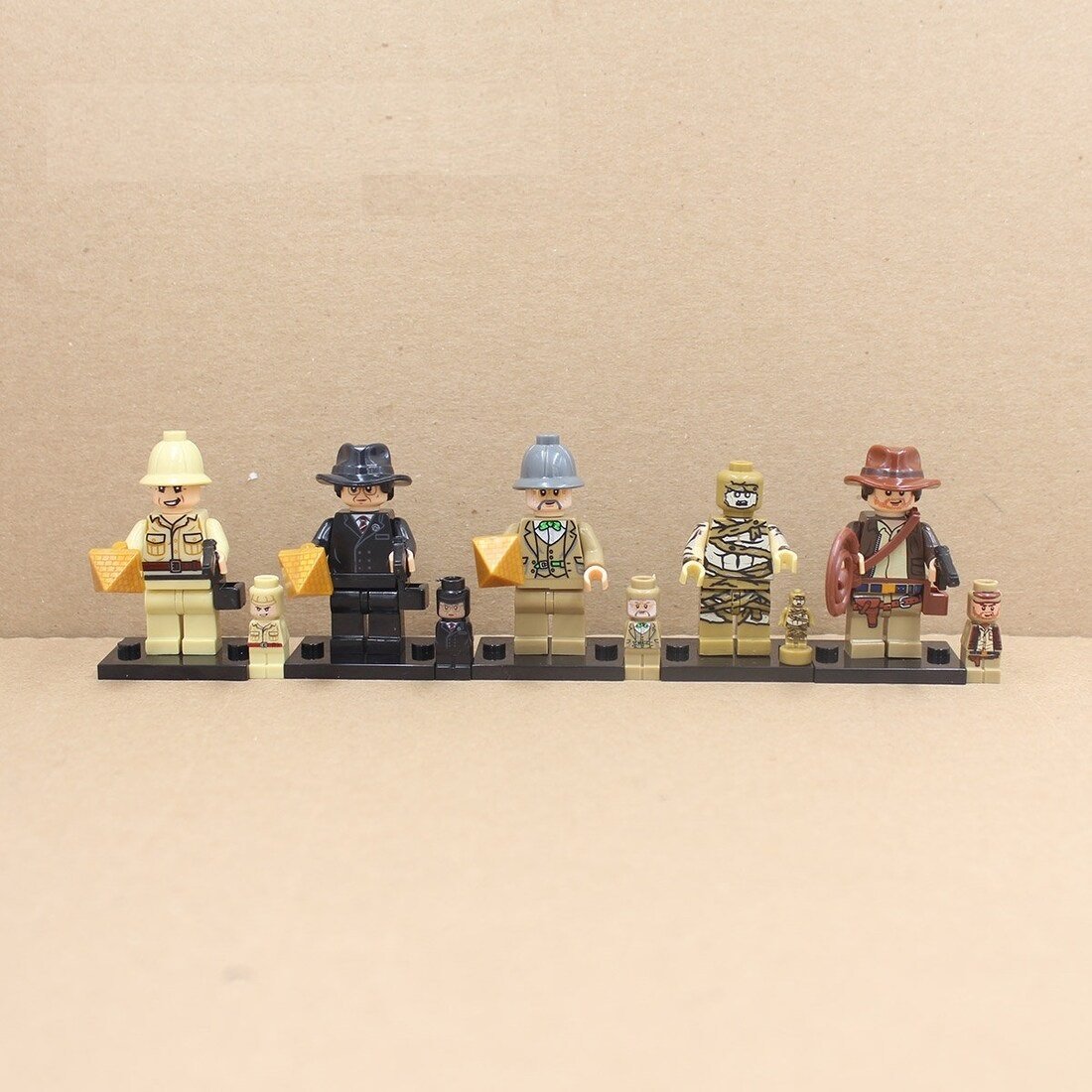 5pcs Indiana Jones Henry Jones Rene Belloq Arnold Toht Mummy Minifigures Set