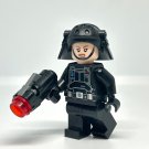Star Wars Imperial Emigration Officer Minifigures Weapons and Accessories