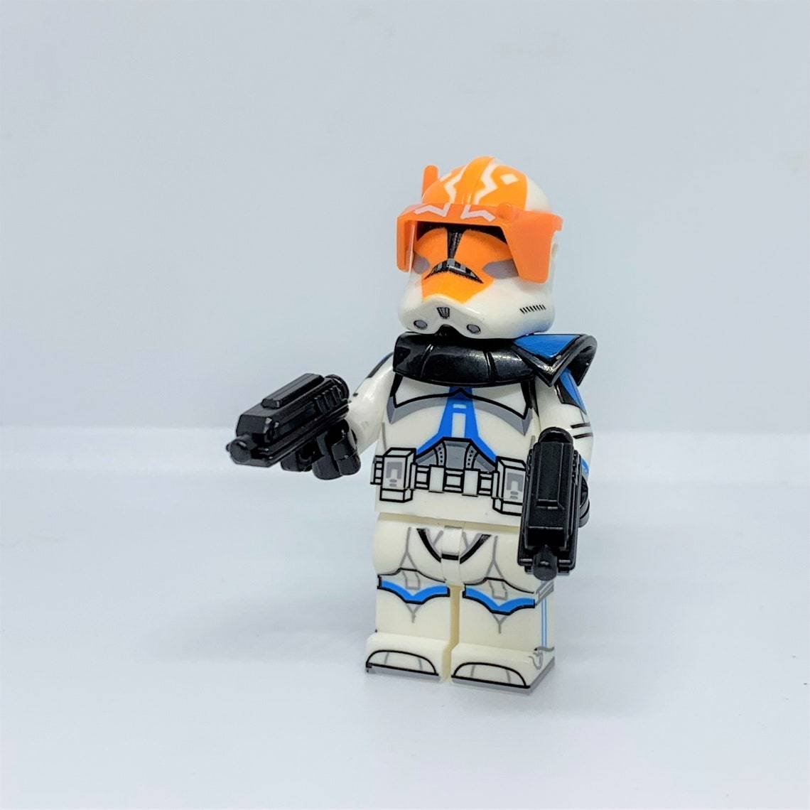 Star Wars 332nd Company Captain Vaughn Minifigures Weapons and Accessories