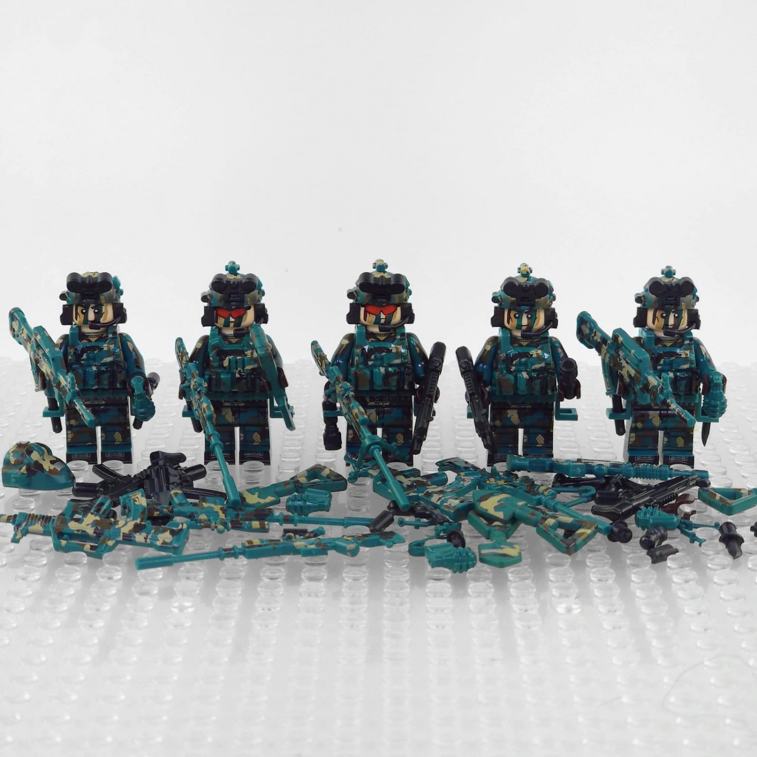 5pcs Chinese Soldiers The Snow Leopard Commando Unit Team Minifigures Set